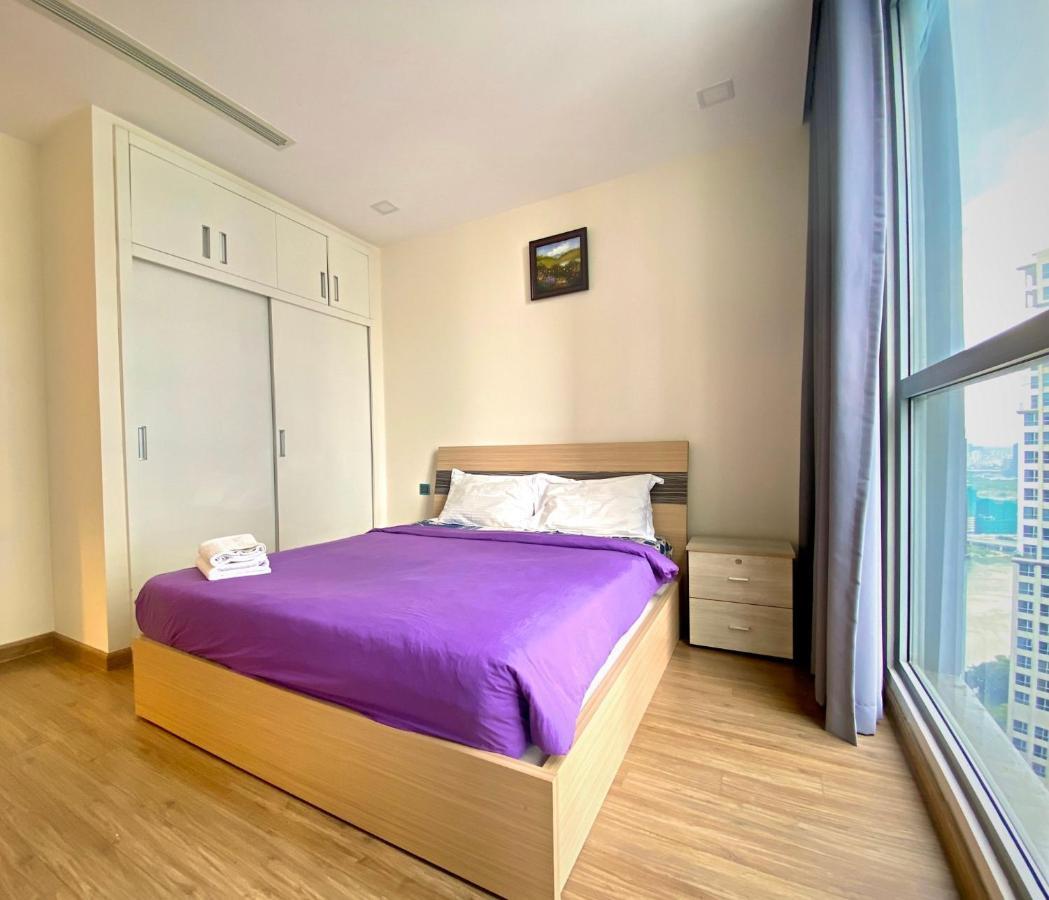 Moxy Hcmc Aparts - Vinhomes Central Park, Ice Rink Hô Chi Minh-Ville Extérieur photo