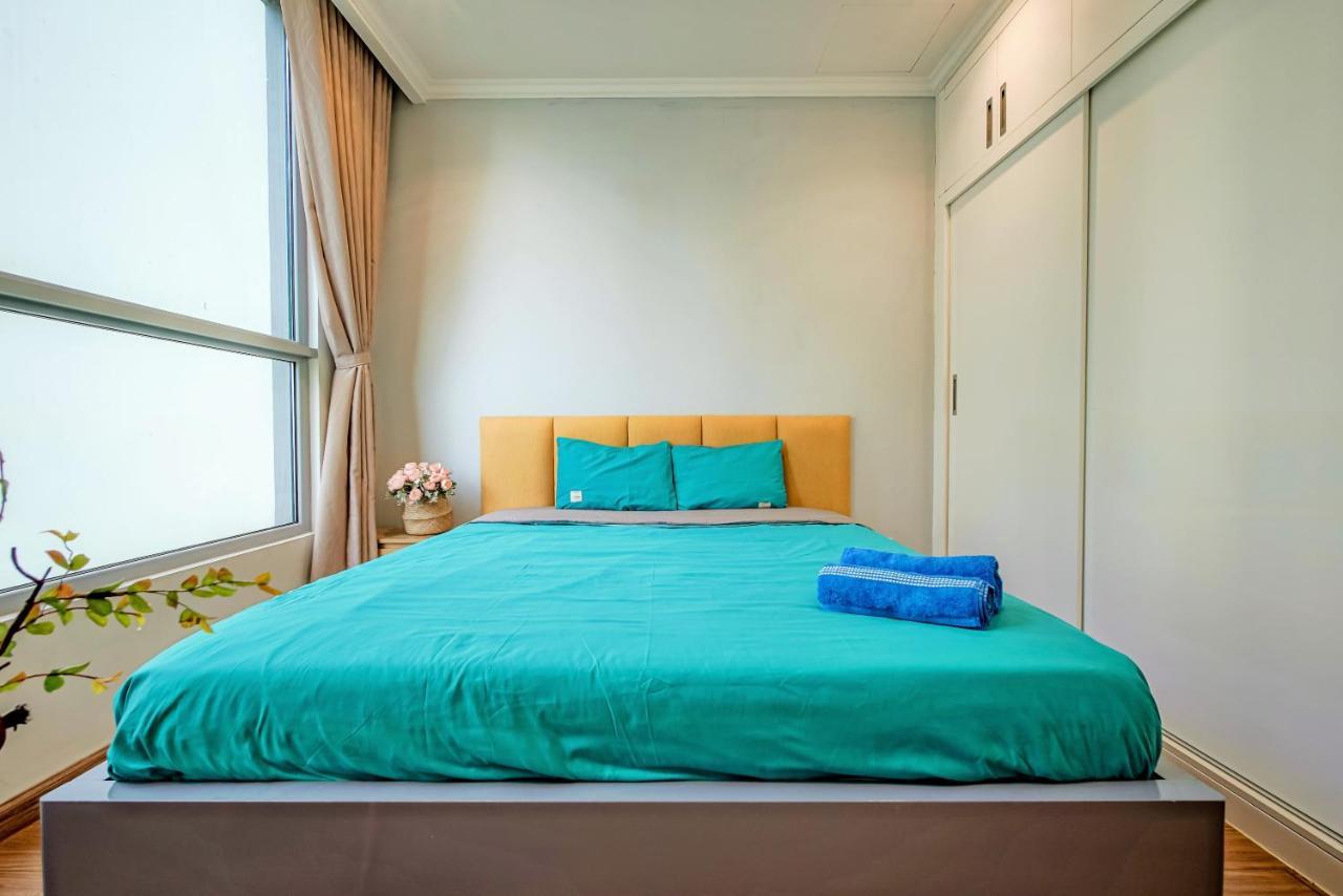 Moxy Hcmc Aparts - Vinhomes Central Park, Ice Rink Hô Chi Minh-Ville Extérieur photo