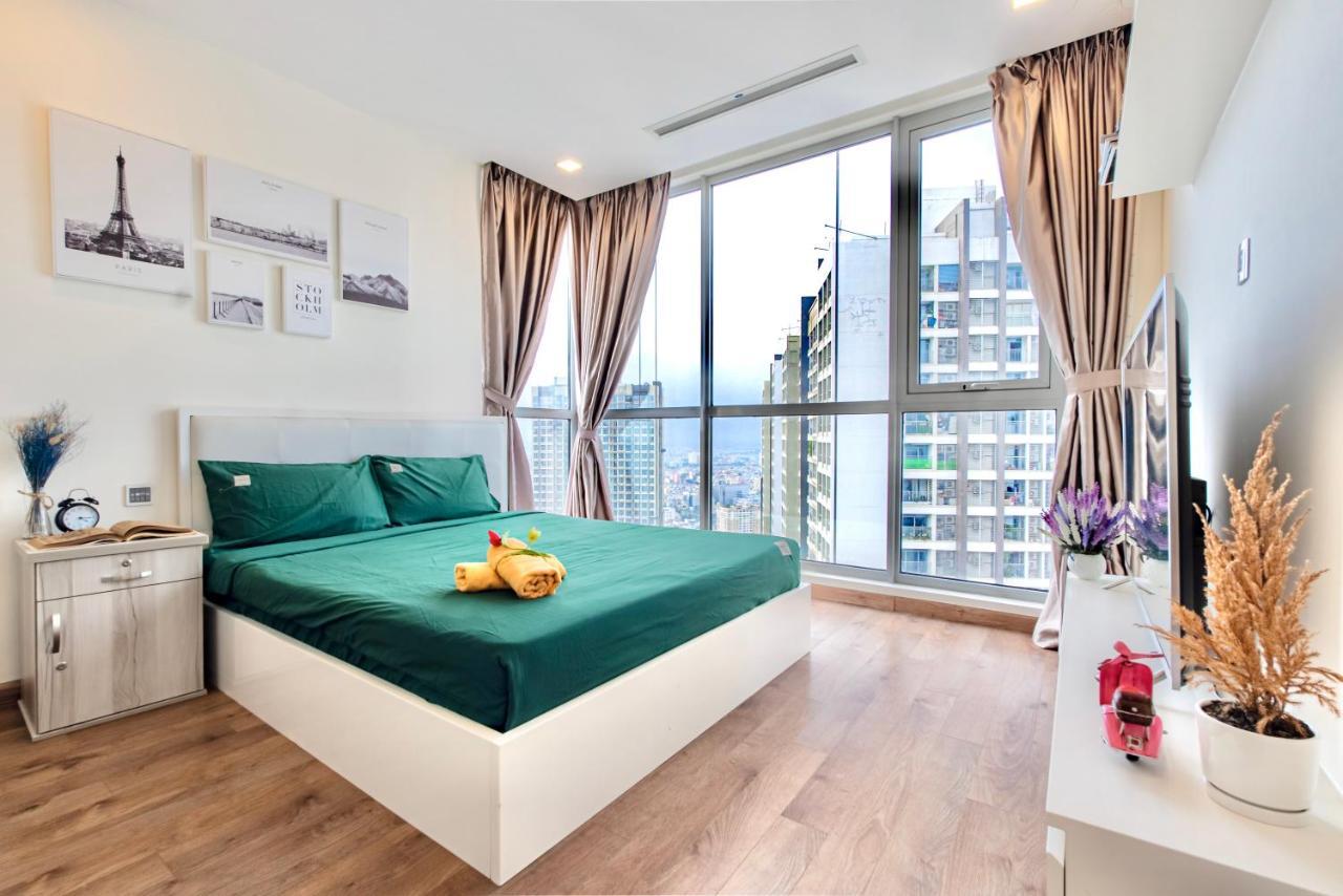 Moxy Hcmc Aparts - Vinhomes Central Park, Ice Rink Hô Chi Minh-Ville Extérieur photo