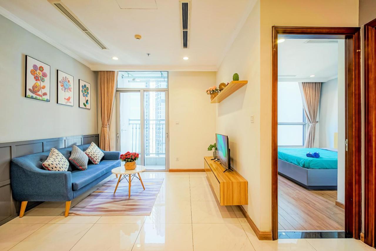 Moxy Hcmc Aparts - Vinhomes Central Park, Ice Rink Hô Chi Minh-Ville Extérieur photo