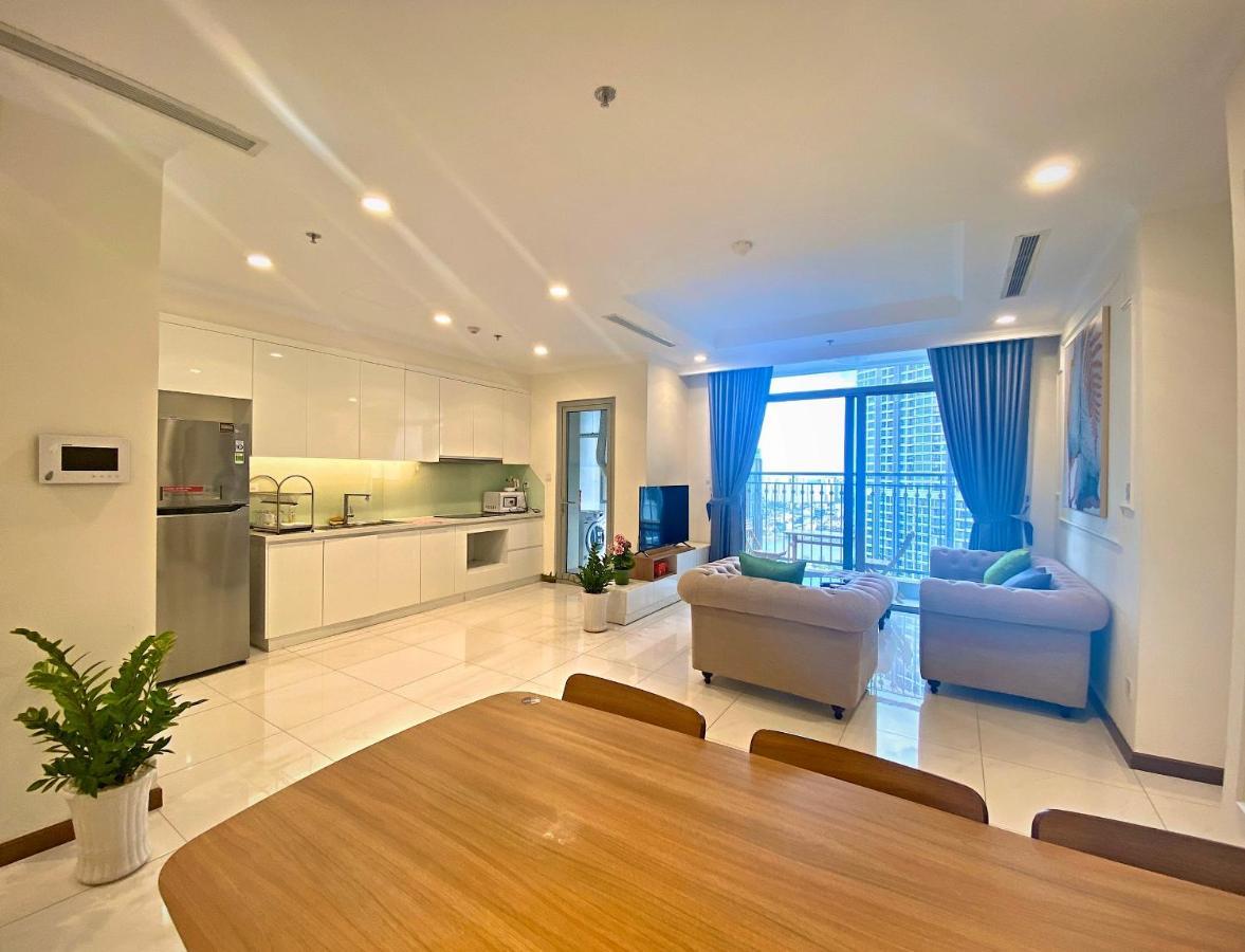 Moxy Hcmc Aparts - Vinhomes Central Park, Ice Rink Hô Chi Minh-Ville Extérieur photo